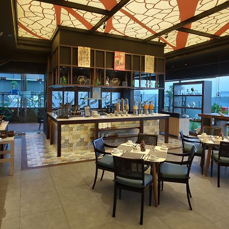 Swiss-Belinn Saripetojo Solo Екстериор снимка
