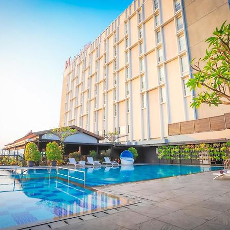 Swiss-Belinn Saripetojo Solo Екстериор снимка