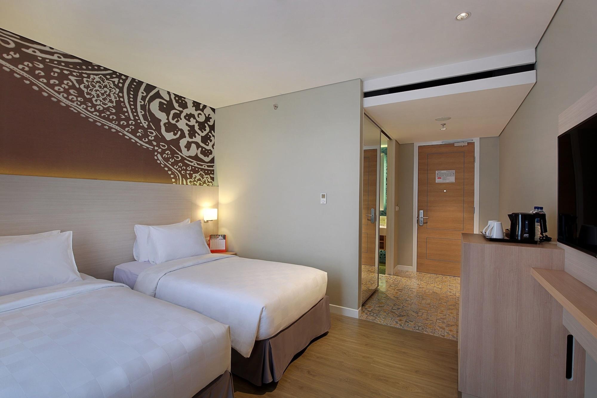 Swiss-Belinn Saripetojo Solo Екстериор снимка