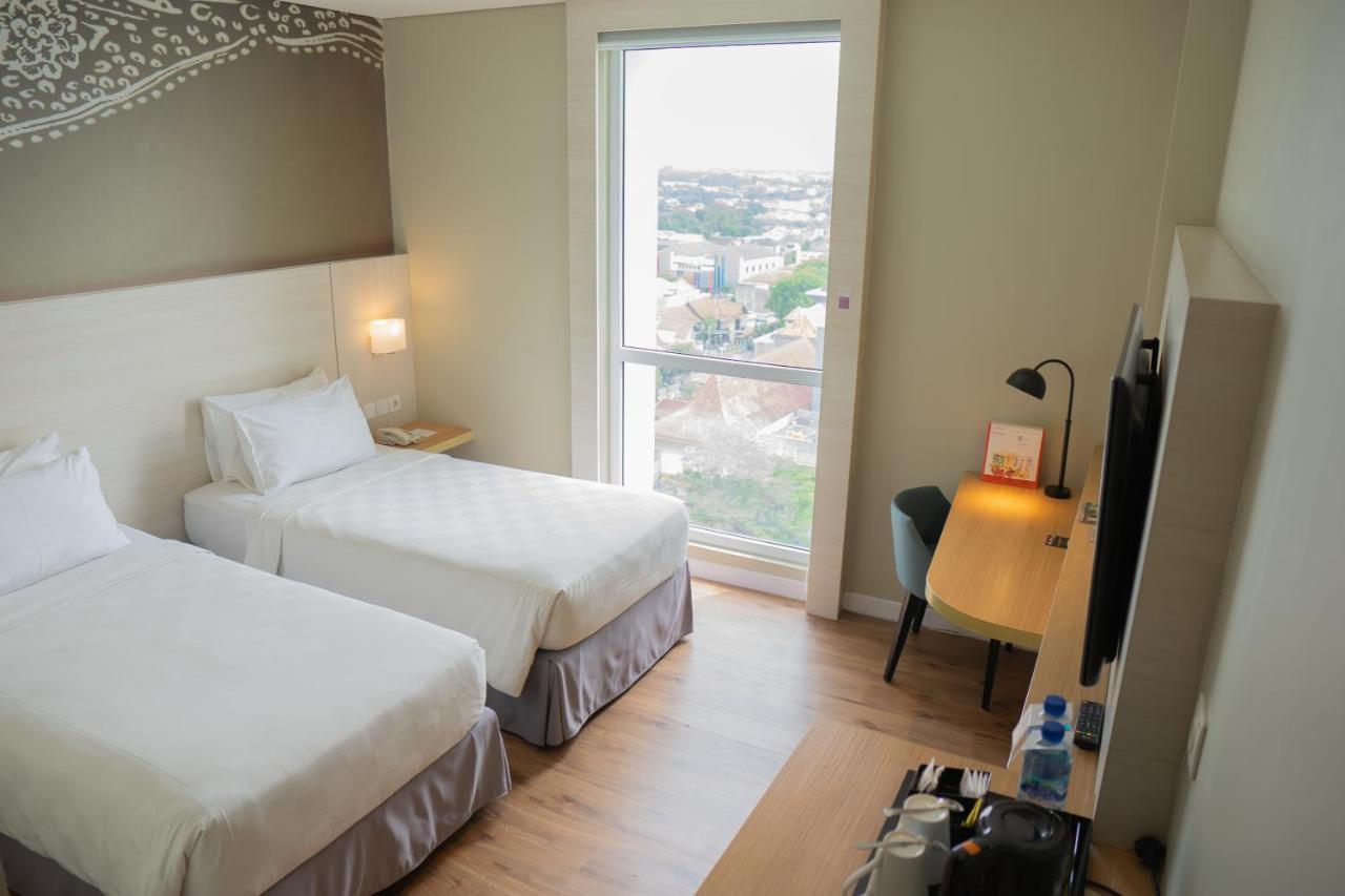 Swiss-Belinn Saripetojo Solo Екстериор снимка